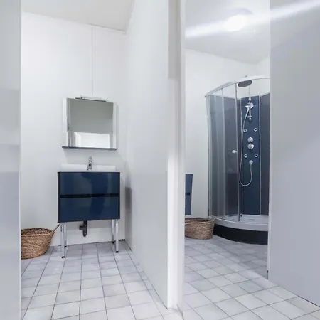 Voltaire Au Puces De St Ouen Pour 4p Apartment